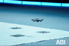 <b>继续鞭策机械人正在航空航天、电子制制、新能</b>